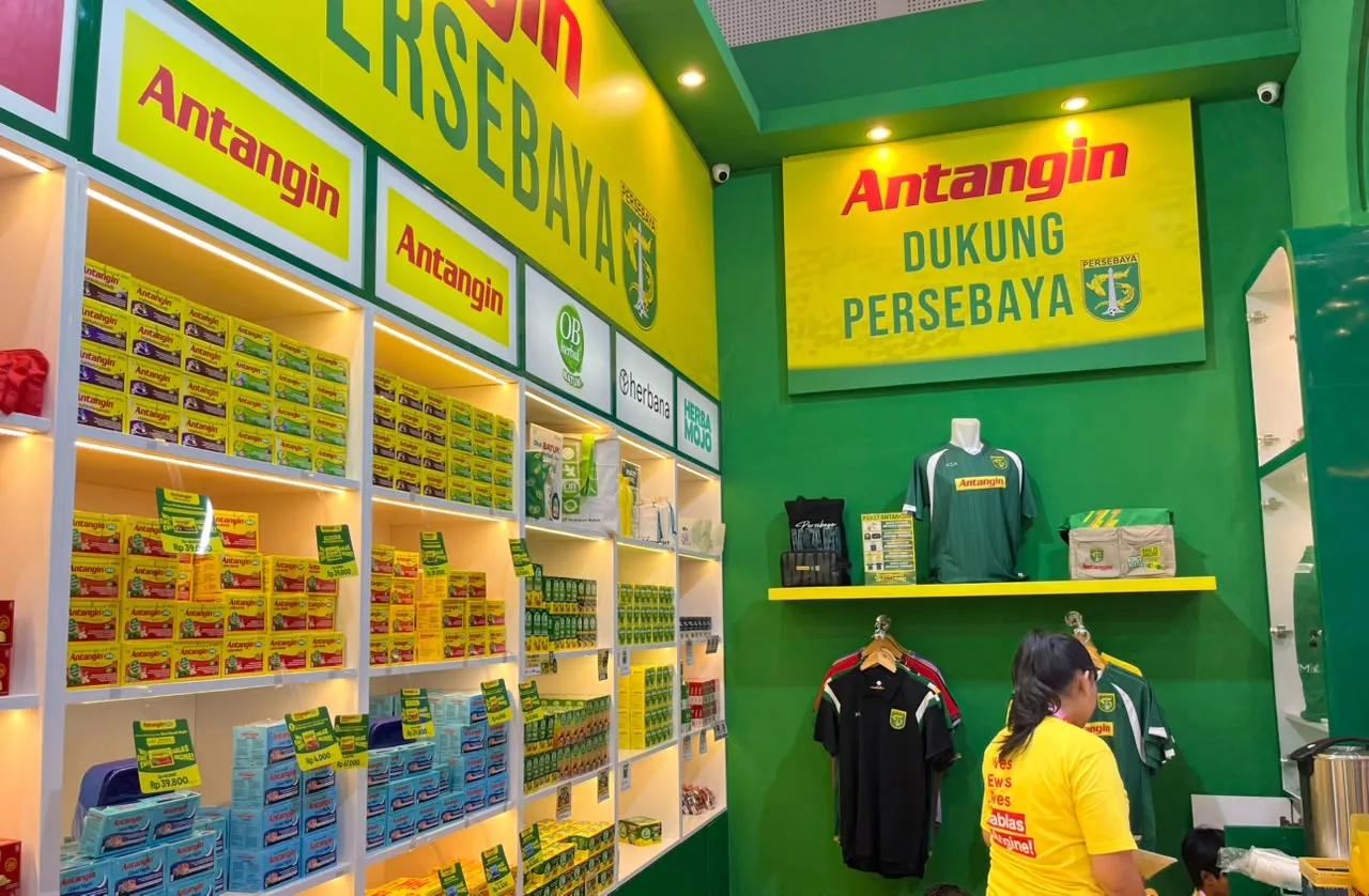 Booth Antangin di Pekan Raya Jatim / Foto : Media Persebaya