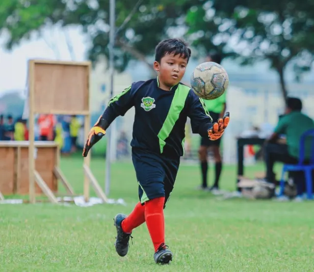 Buka Peluang Ikut Kompetisi, SSB El Faza Ajak Anak Latihan Sepak Bola Bersama Pelatih Berlisensi