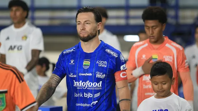 Marc Klok Pastikan Persib Siap Tempur di Markas Madura United
